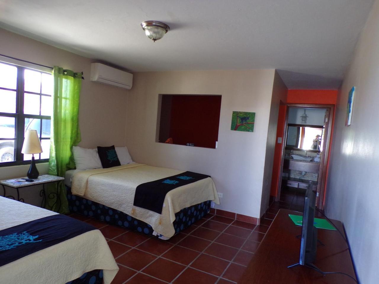Bamboleo Inn Belize Ladyville Exterior foto